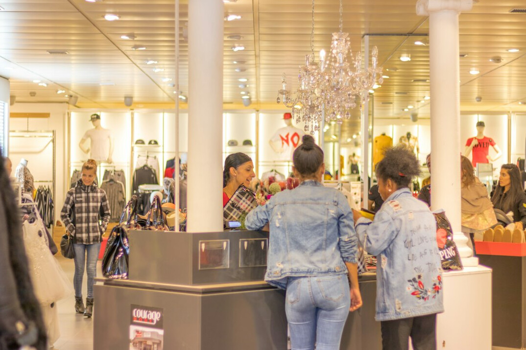 mall security team
